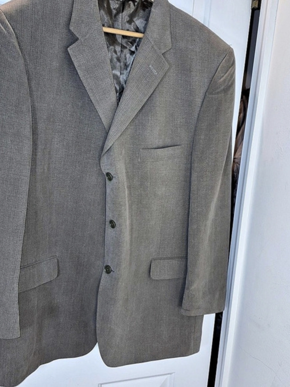 Claiborne Men's Silk Sport Coat Taupe ' 46R